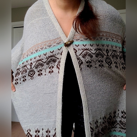 Kontrol Women's Oversized Poncho, Cover Up, Shrug, Tribal Print, Fringe, XL - Picture 10 of 16